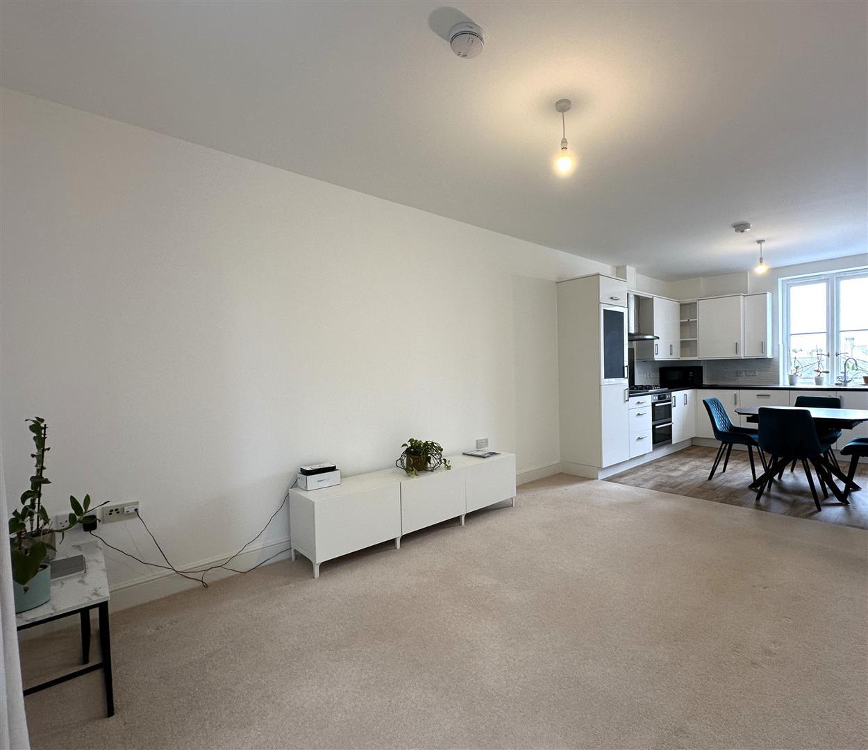 Flat Bridport Road in Dorchester