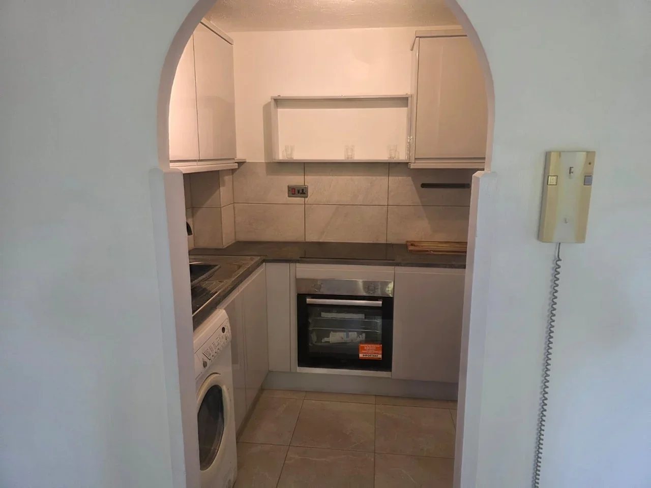 Flat King George's Avenue in Watford