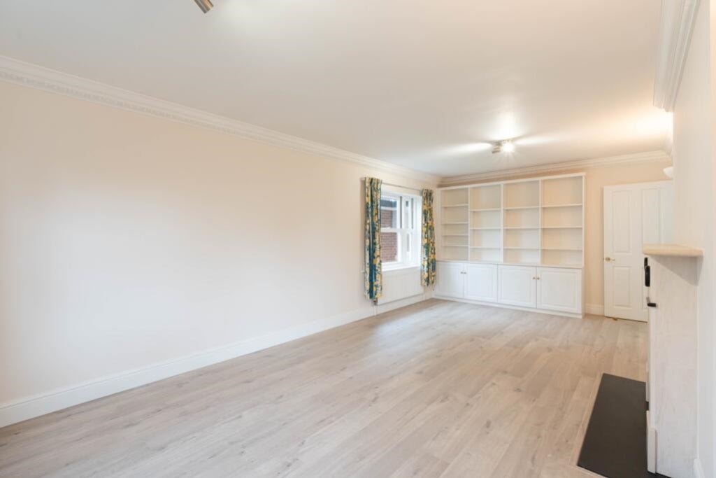 Flat Hernes Road in Oxford