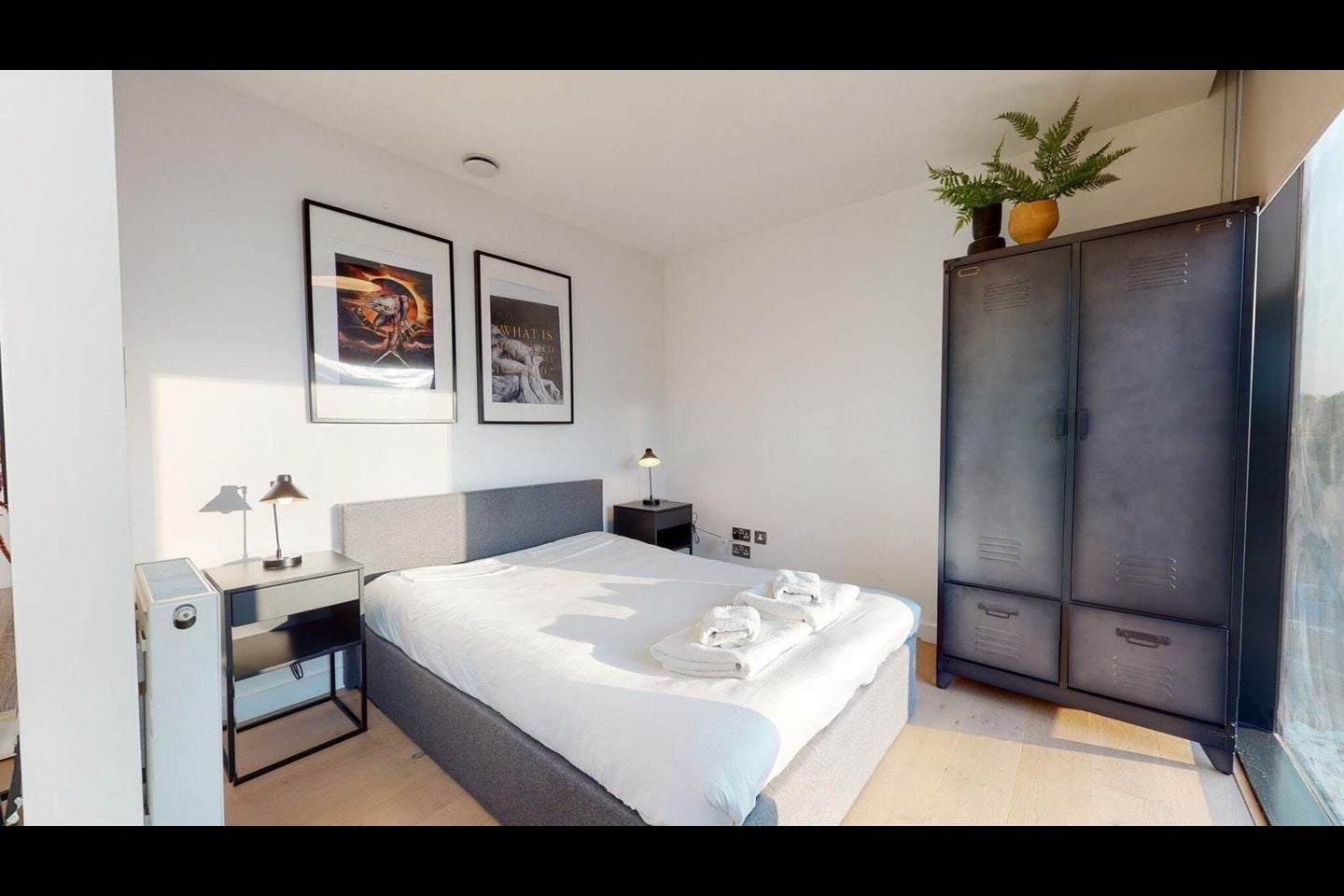 Flat Highgate Hill in Greater London