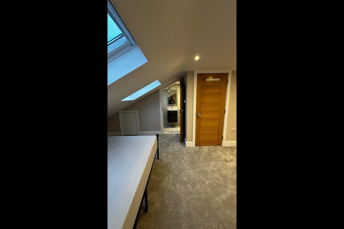 Room Waldo Road in Greater London
