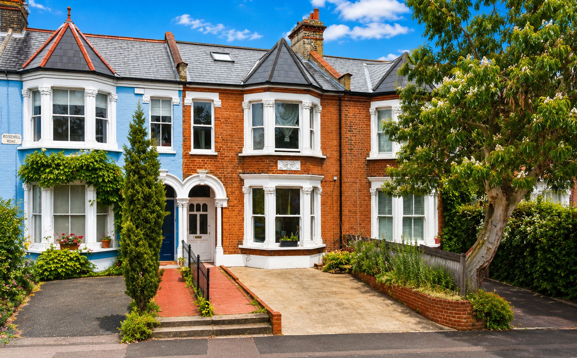Flat Shooters Hill Road in Greater London
