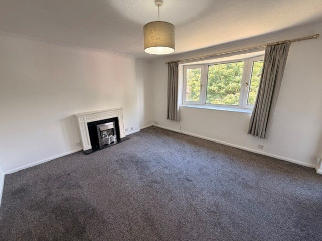 Flat Brookside Road in Preston