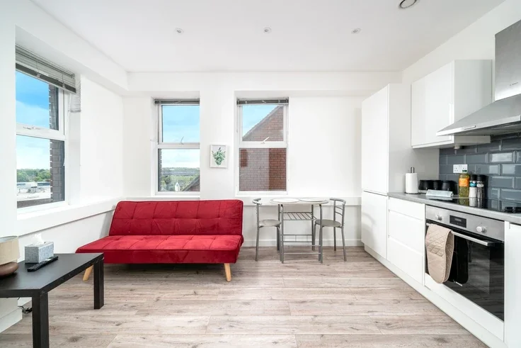 Flat Castle Court in Aylesbury