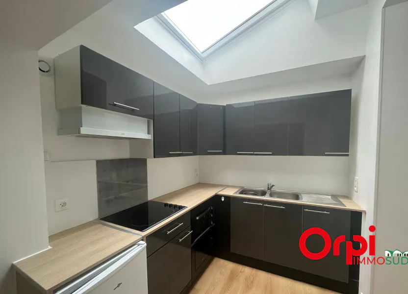Flat Rue Louis Antoine de Saint-Just in Amiens