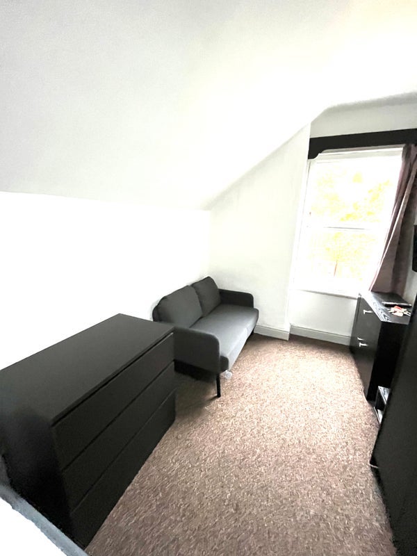 Flat Firshill Crescent in Sheffield