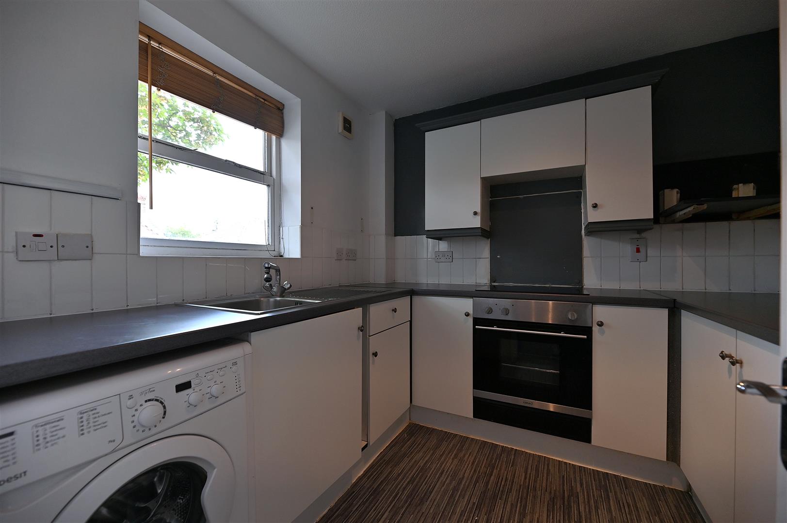 Flat Tudor Avenue in London