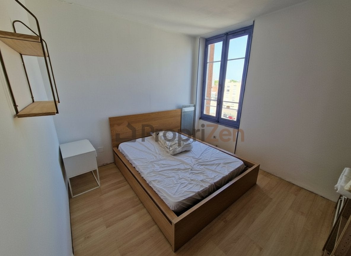 Appartement Place Eugène Varlin à Lyon
