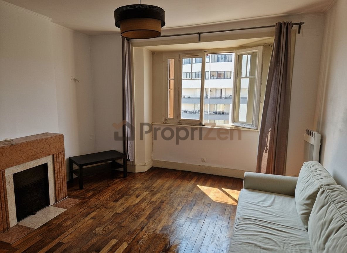 Appartement Place Eugène Varlin à Lyon