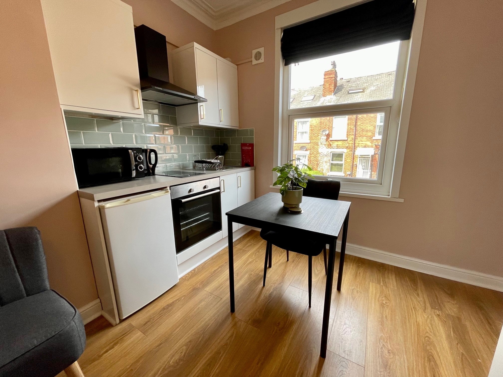 Flat Sholebroke Mount in Leeds