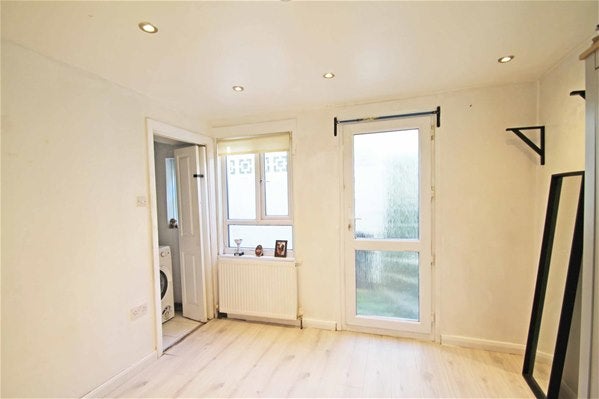 Flat Shirley Street in Portslade by Sea