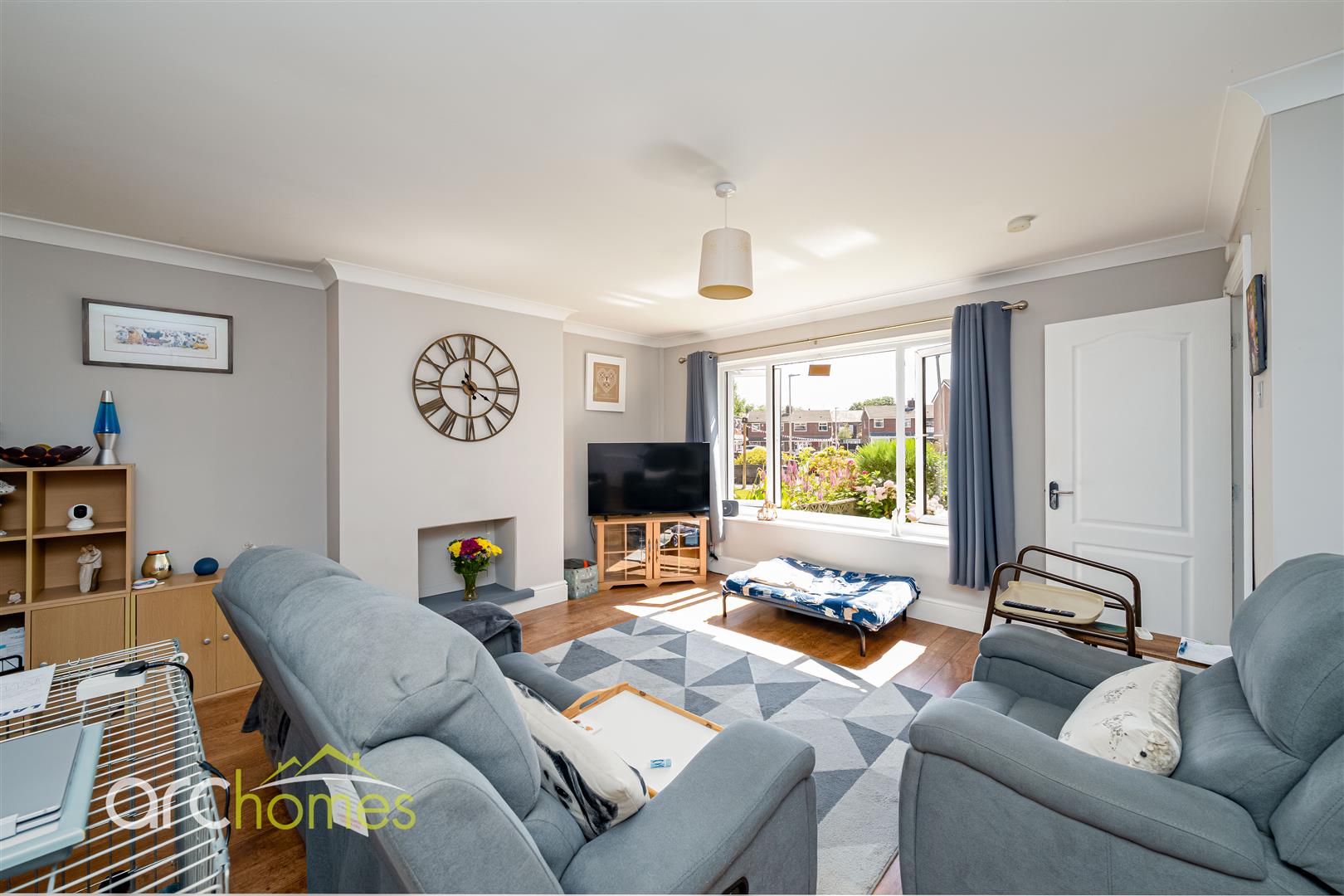 House Oak Tree Close in Wigan