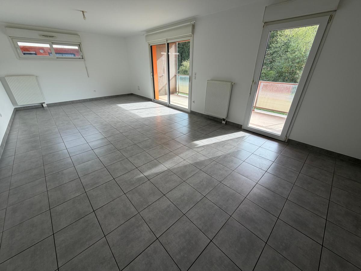 Flat Rue Théophile Briant in Orgères