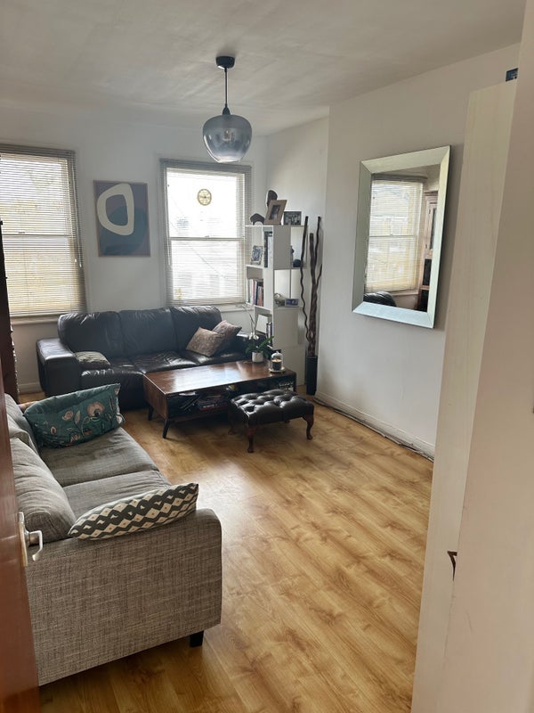 Room Netherwood Road in Greater London