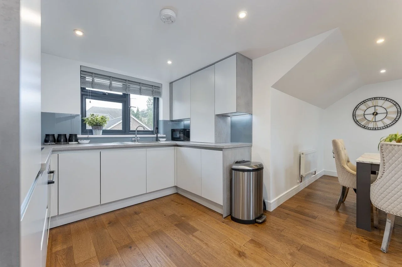 Flat Foxley Lane in Greater London
