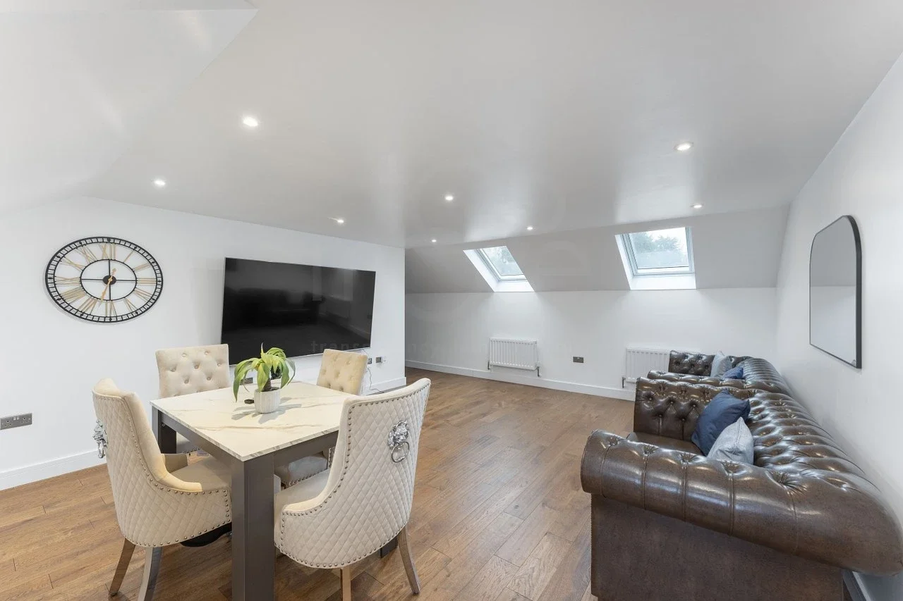 Flat Foxley Lane in Greater London