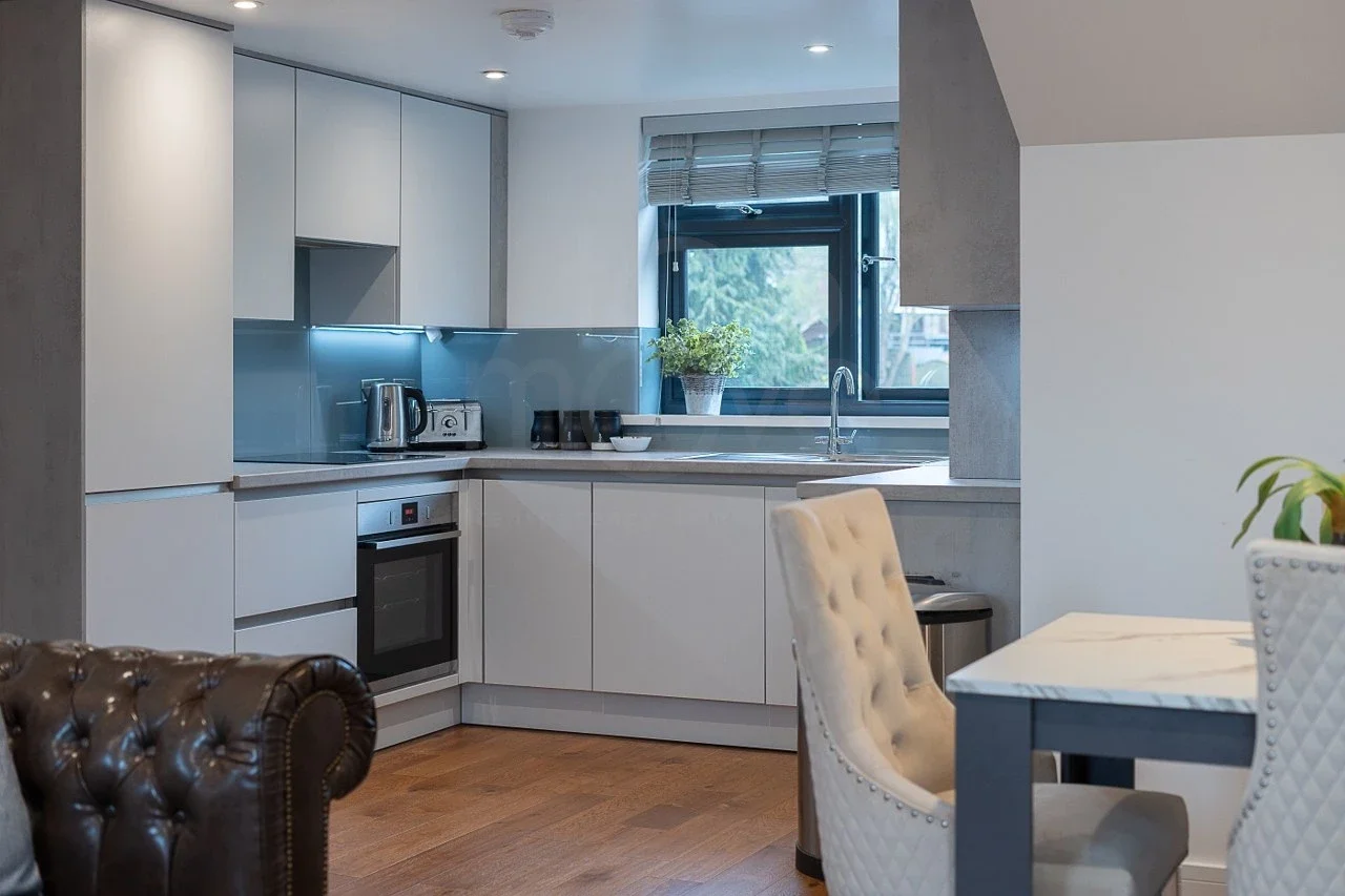 Flat Foxley Lane in Greater London
