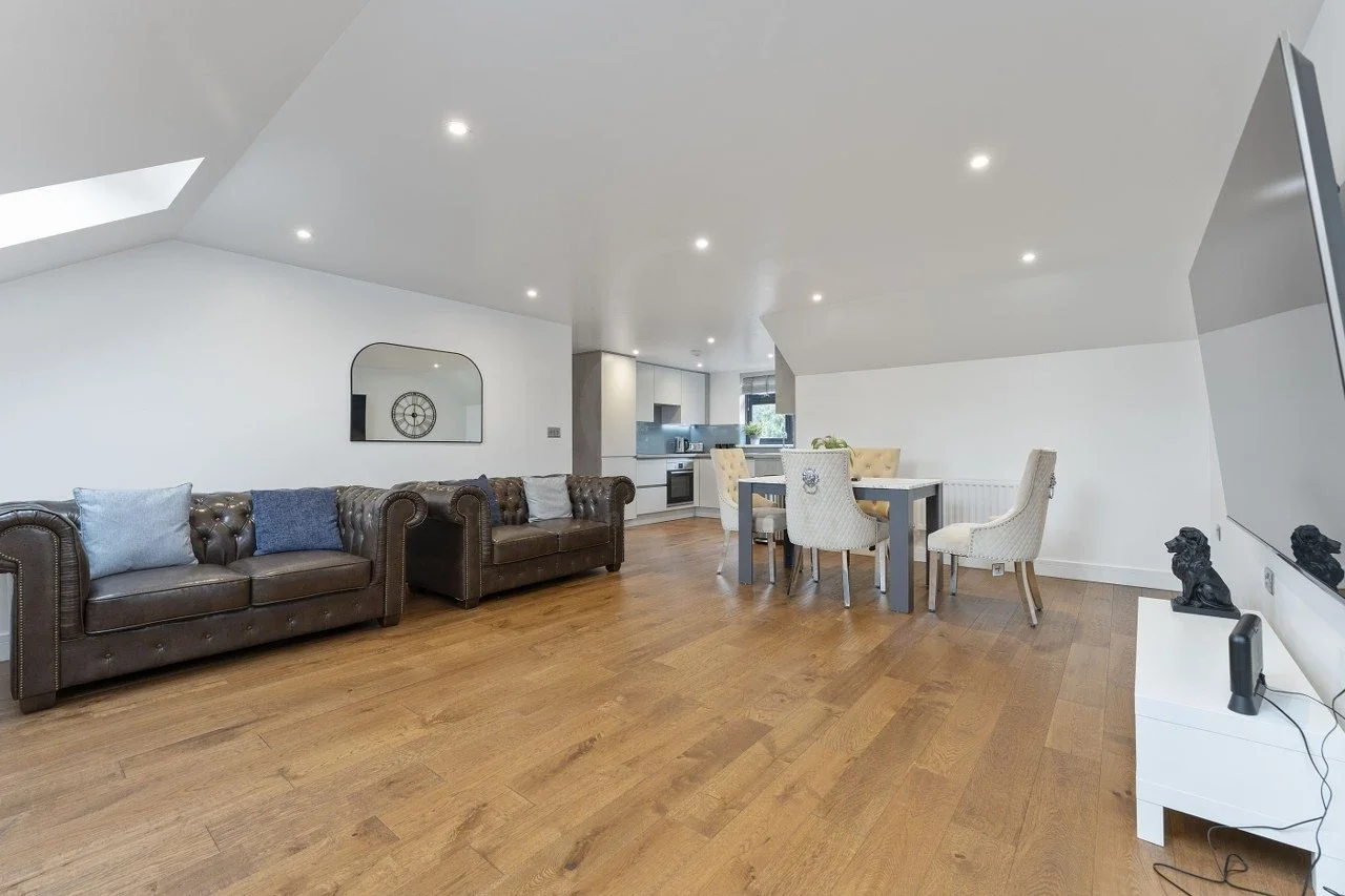 Flat Foxley Lane in Greater London