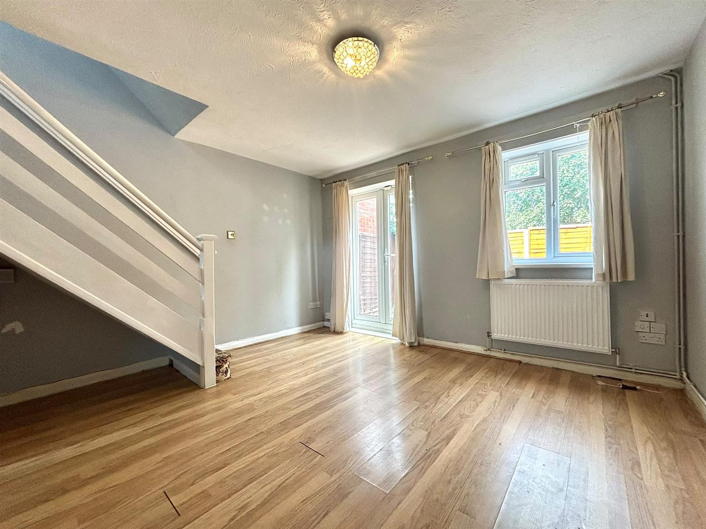 House Field Close in Greater London