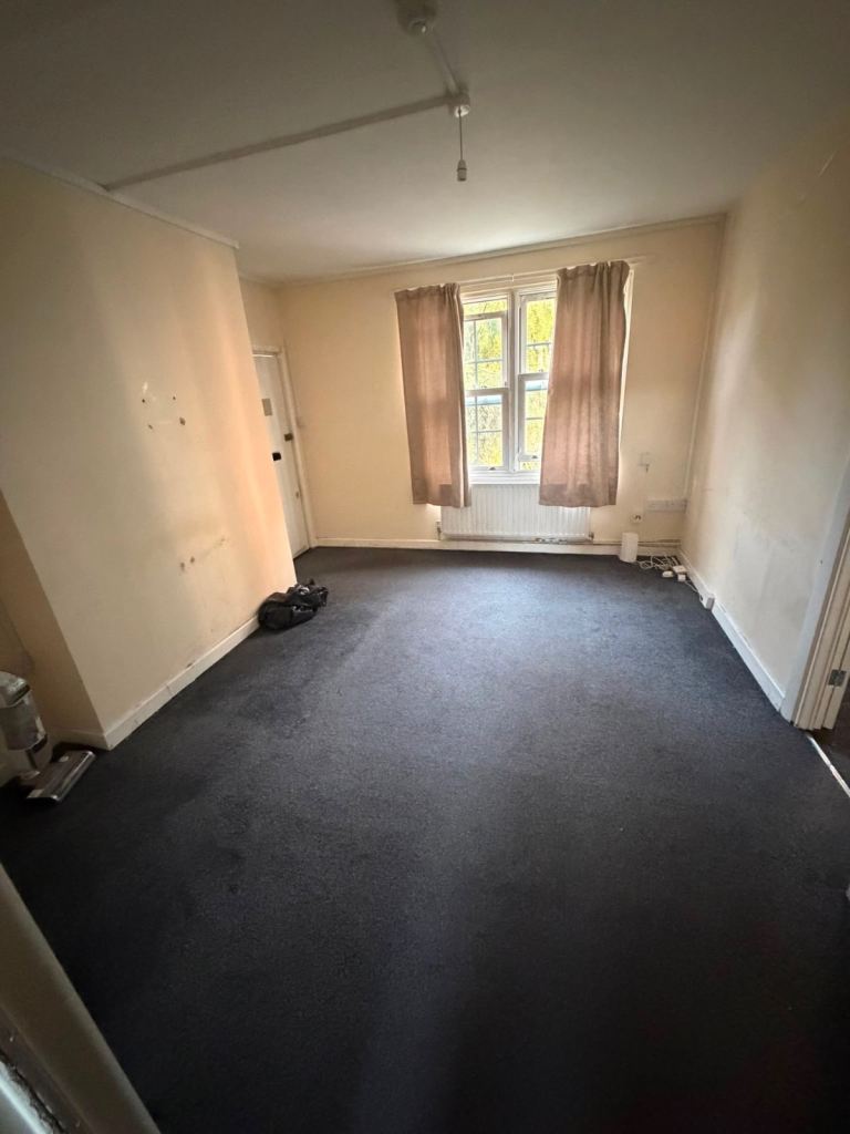 Flat Newent Close in Greater London
