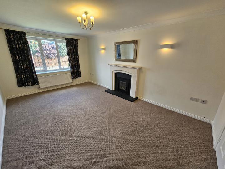 House King Edward Close in Northwich