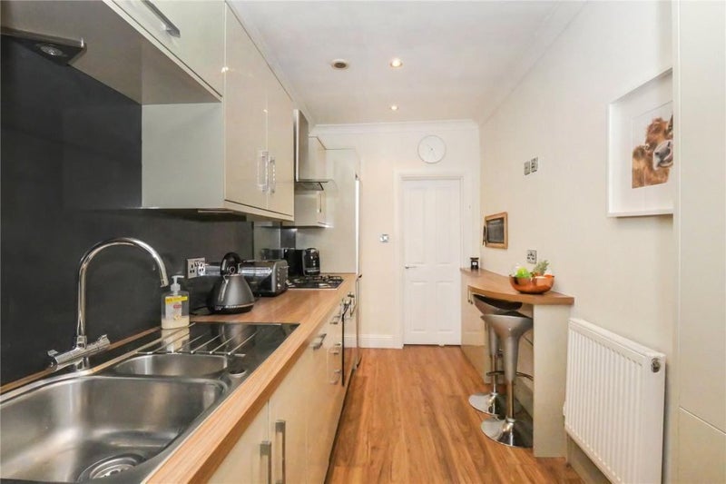Room Montford Avenue in Glasgow