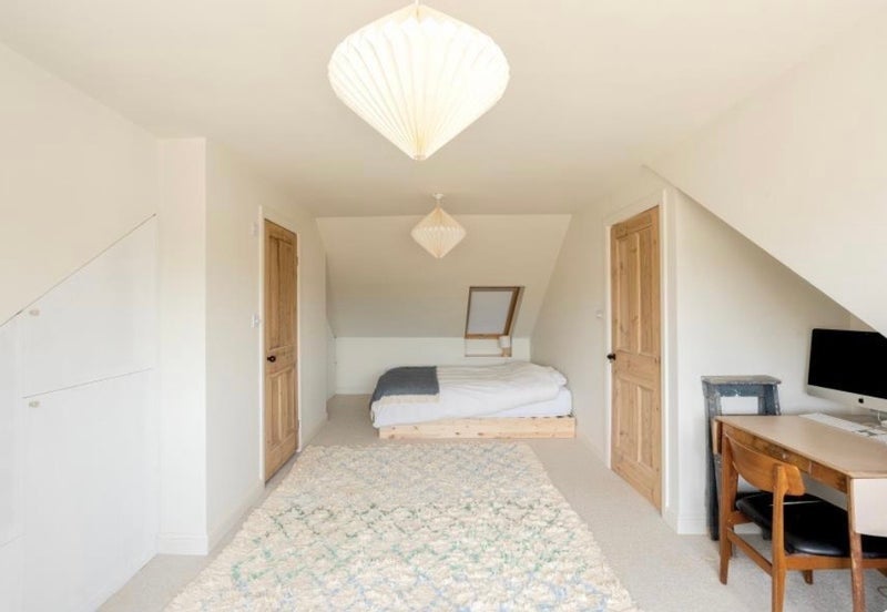 Room Vicarage Road in Bristol