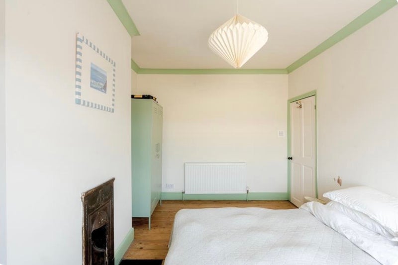 Room Vicarage Road in Bristol