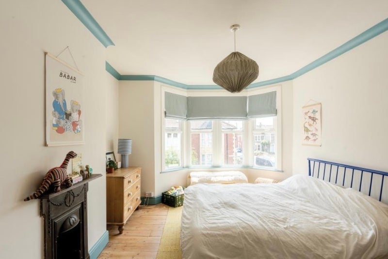 Room Vicarage Road in Bristol