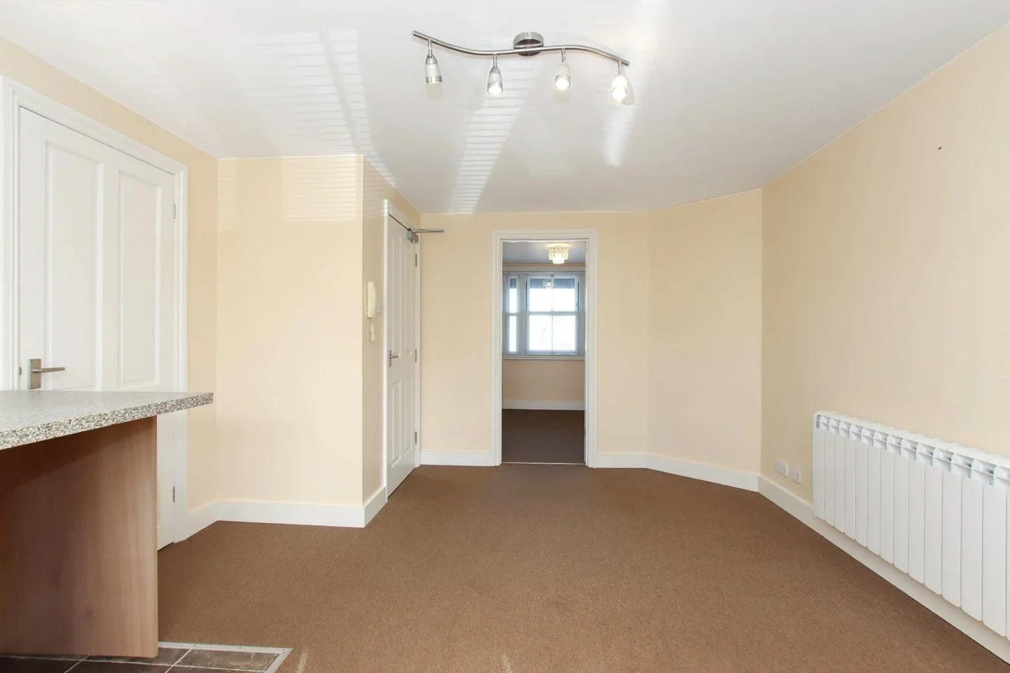 Flat Western Road in Dacorum