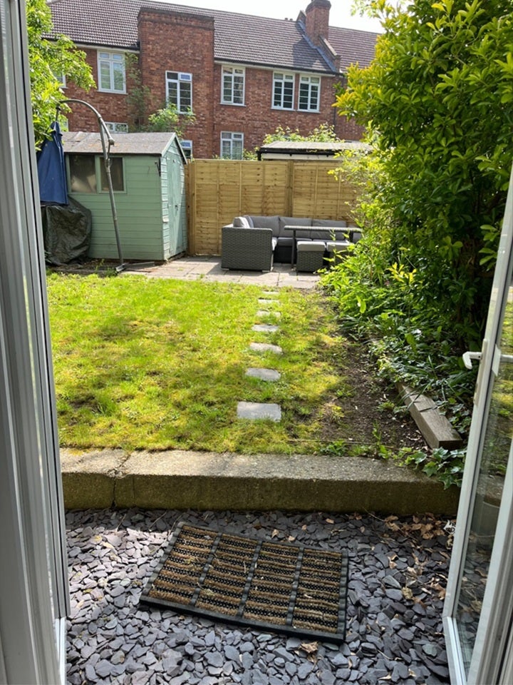Flat Glynwood Court in Greater London