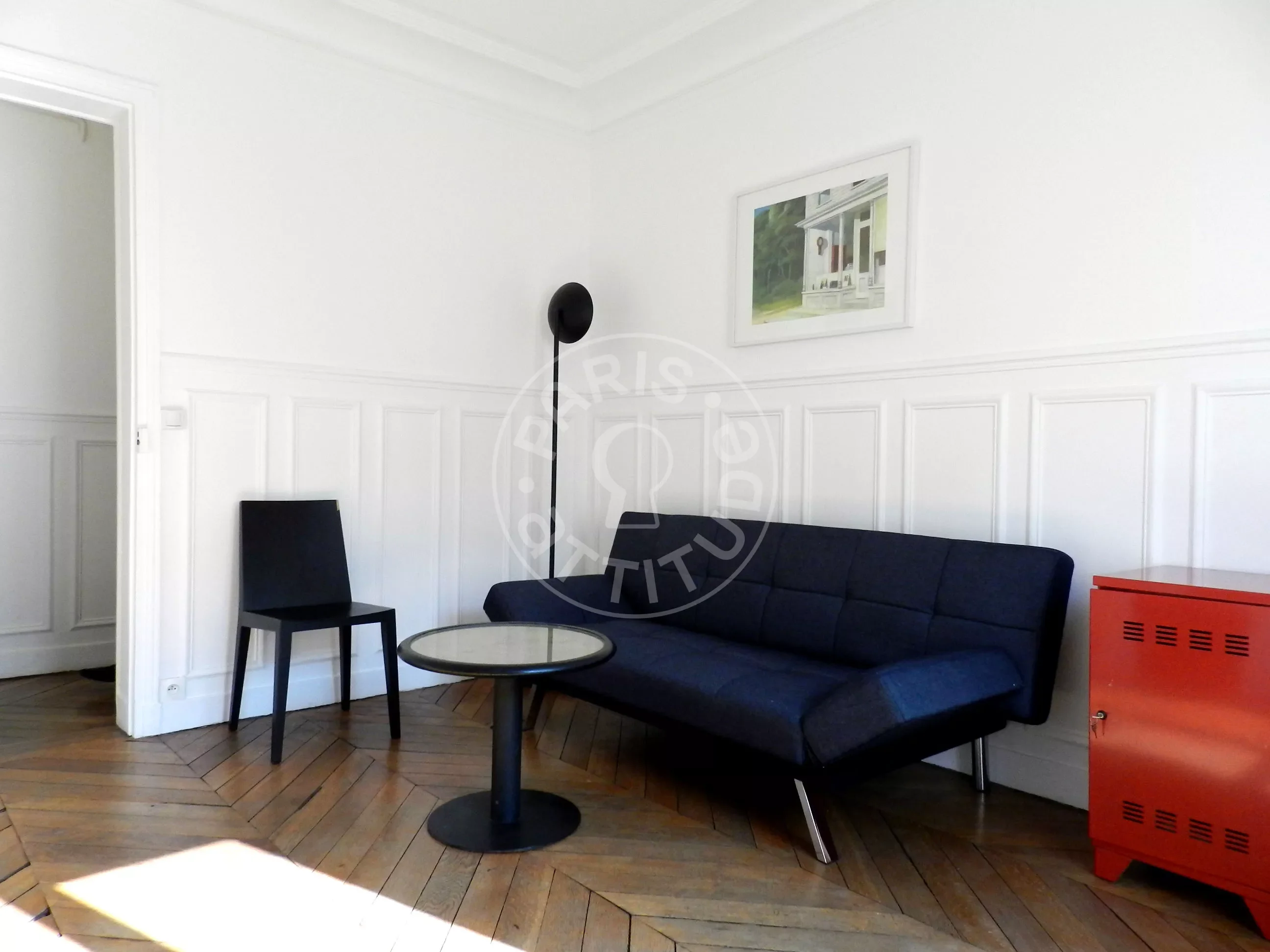 Flat Boulevard Marguerite de Rochechouart in Paris