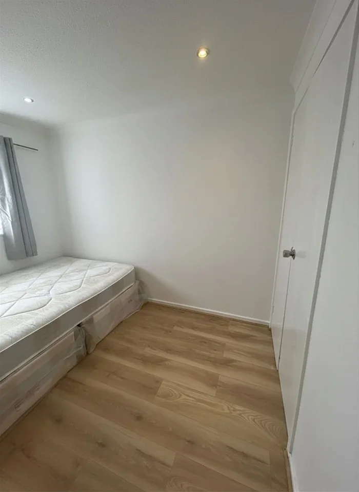 Flat Concord Close in Greater London