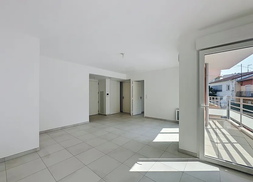 Flat Boulevard Saint-Charles in Le Cannet