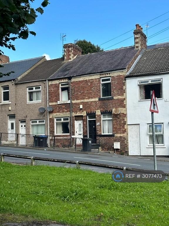 House High Street in Ferryhill Station