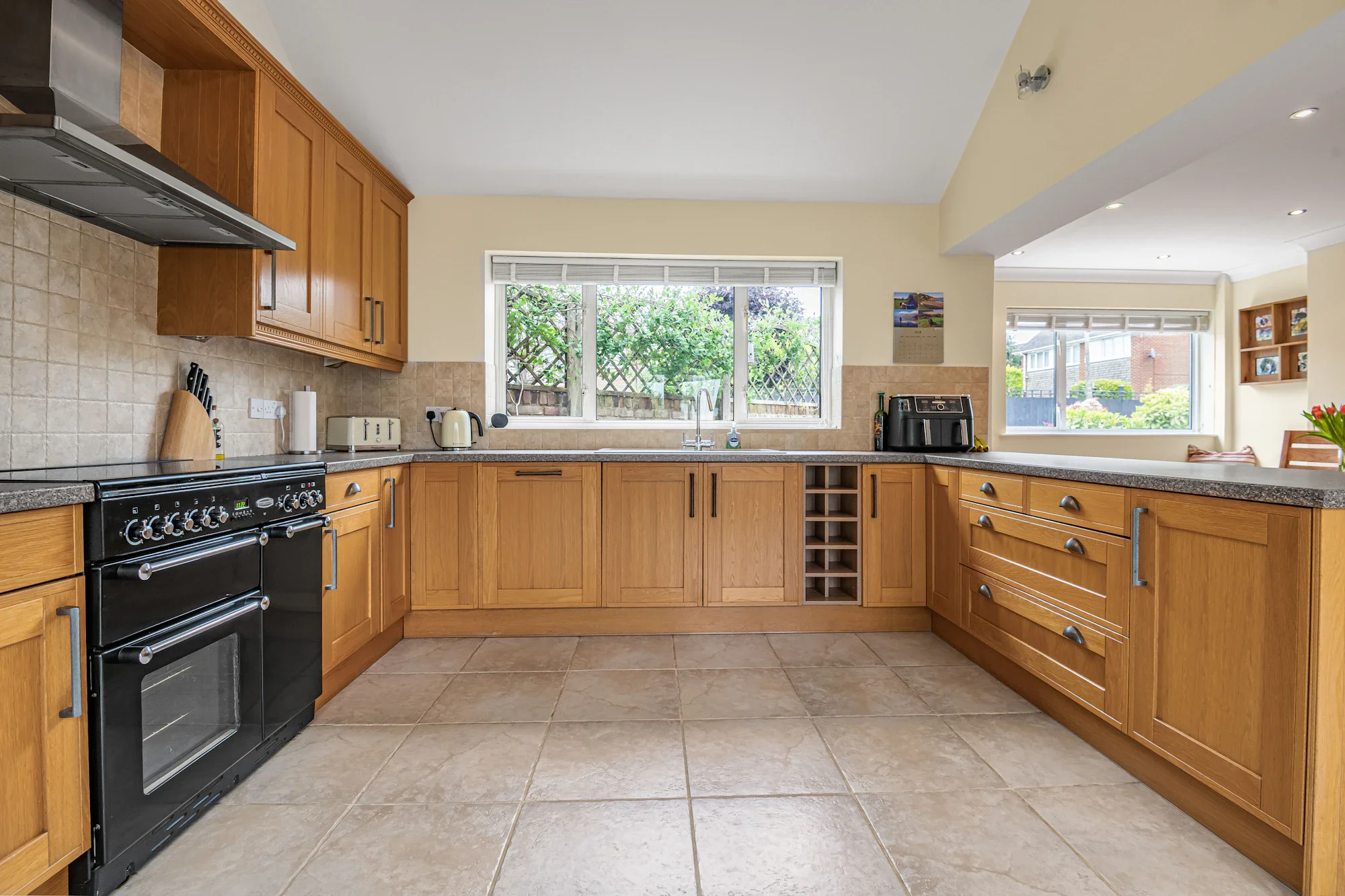 House Kindersley Close in Welwyn Hatfield