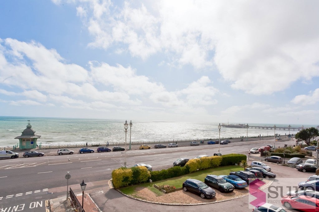 Flat Kings Cliff in Brighton