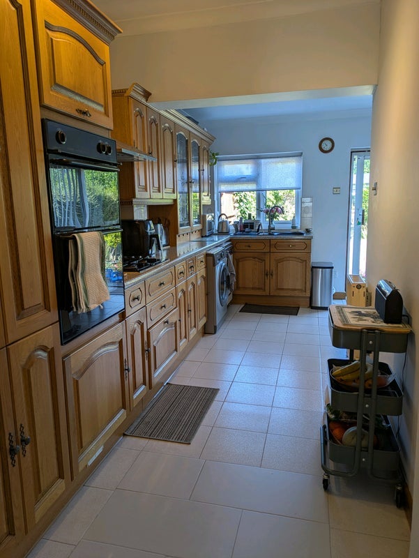 Room Princes Avenue in Greater London