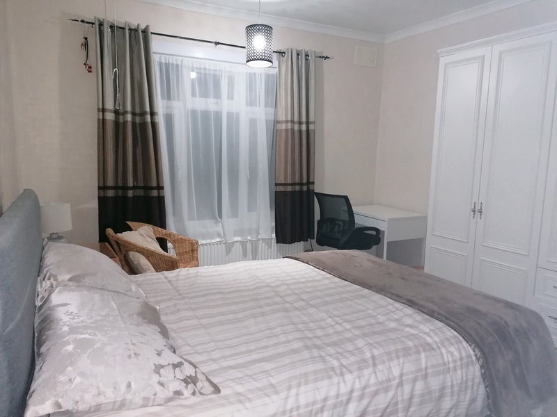 Room Princes Avenue in Greater London