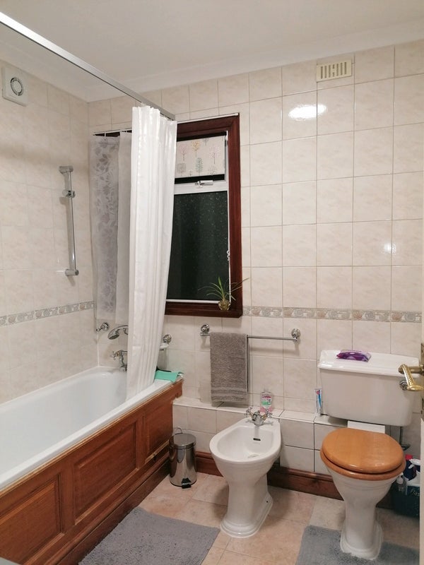 Room Princes Avenue in Greater London