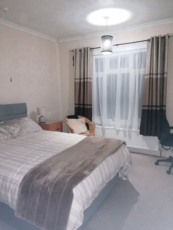 Room Princes Avenue in Greater London