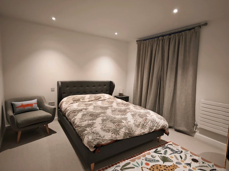 Room Felix Road in Greater London