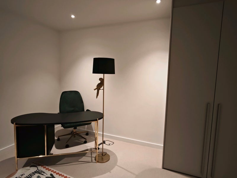 Room Felix Road in Greater London