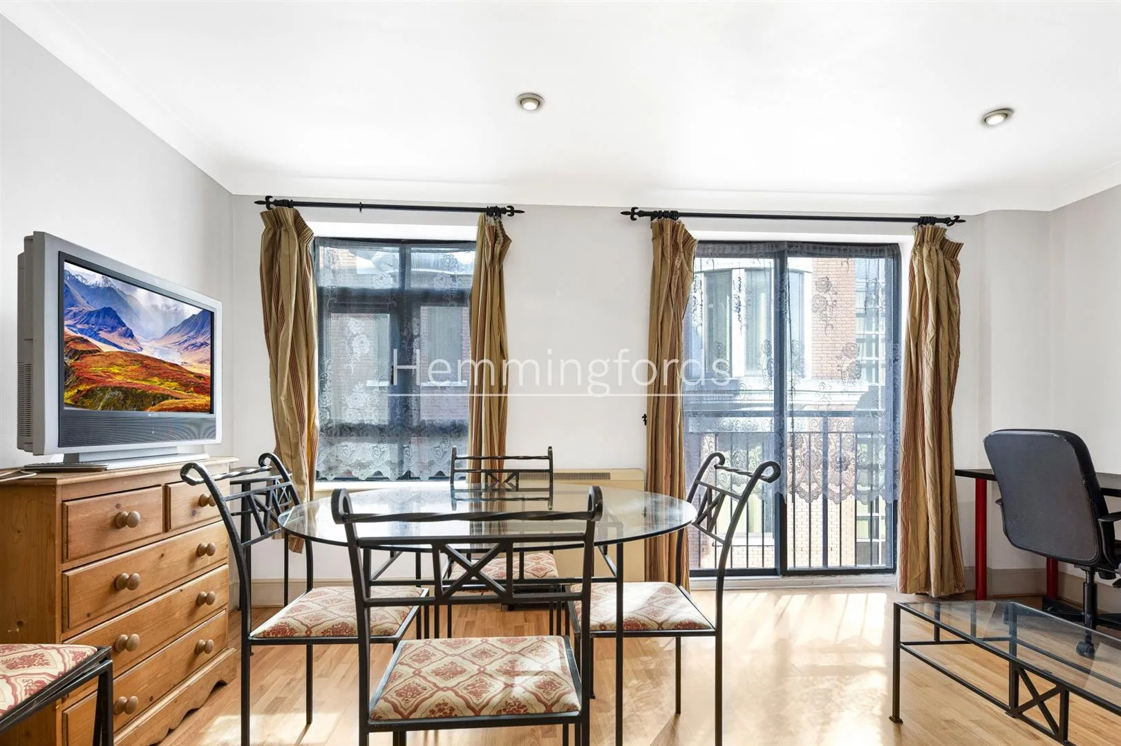 Flat Bridgewater Square in City of London