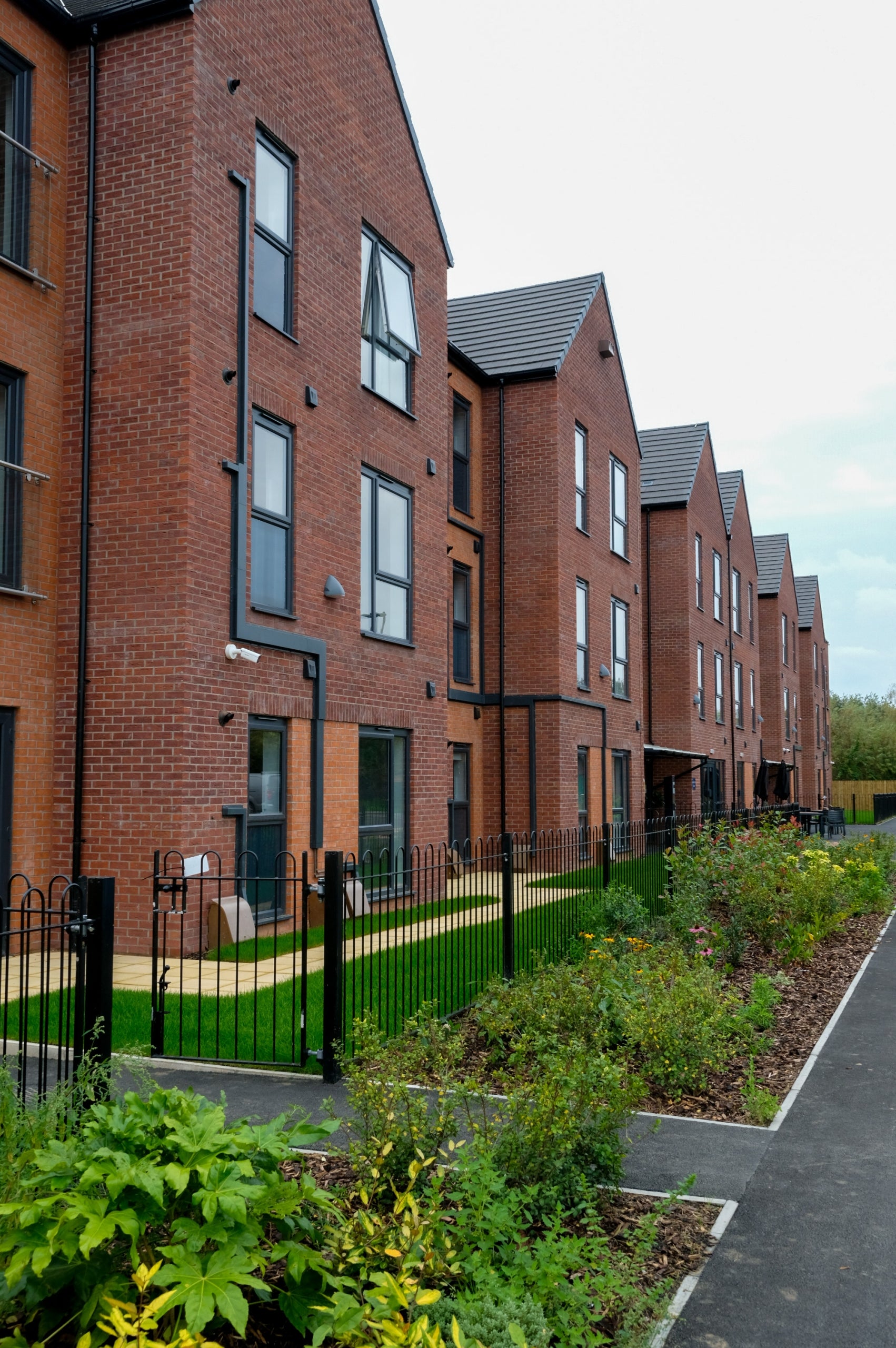 Flat Westfield Crescent in Doncaster