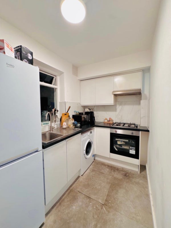 Room Limes Grove in Greater London