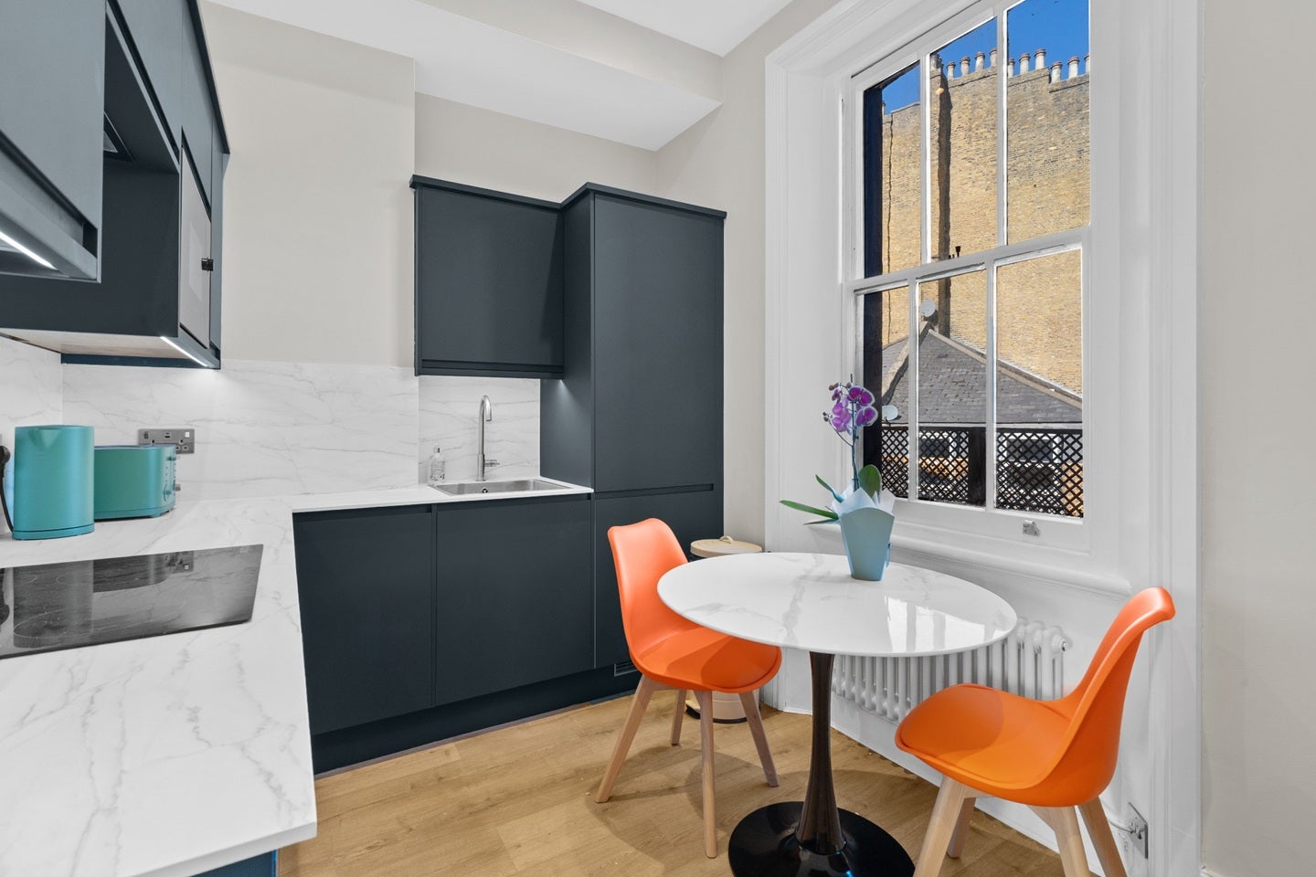 Flat Old Brompton Road in Greater London