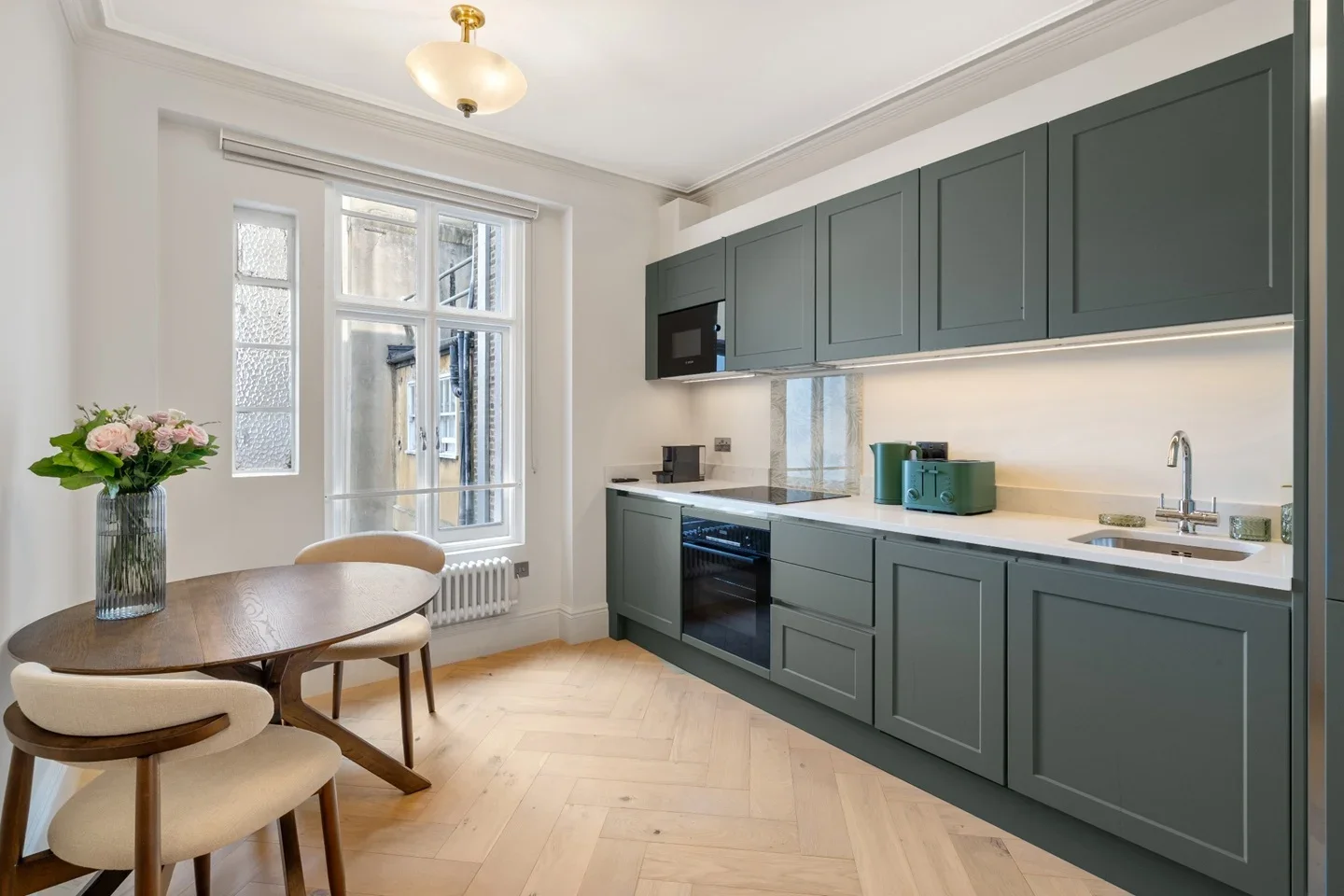 Flat Old Brompton Road in Greater London