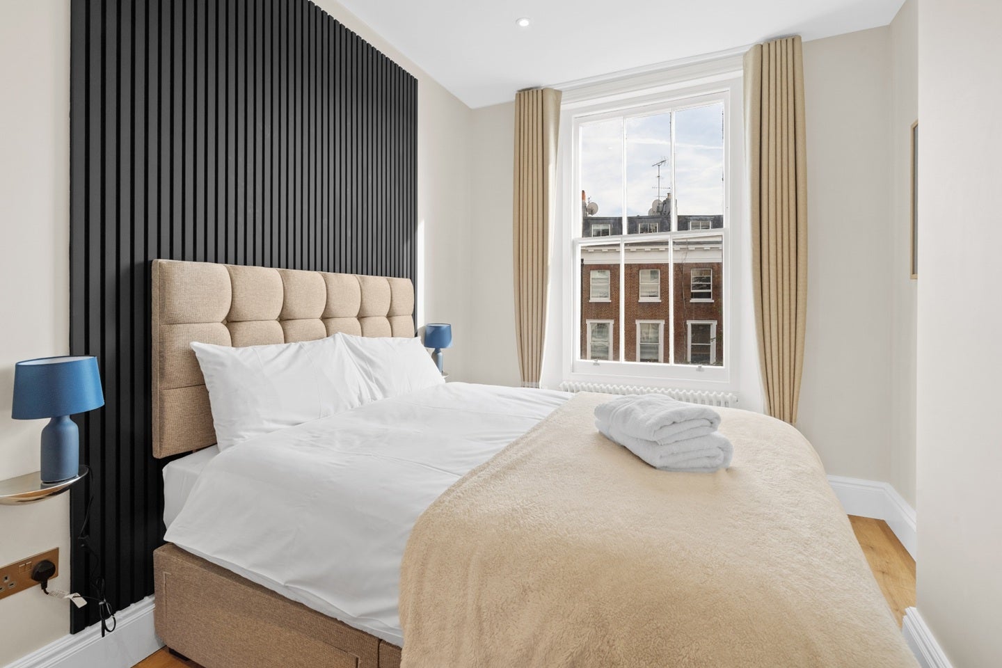 Room Old Brompton Road in Greater London