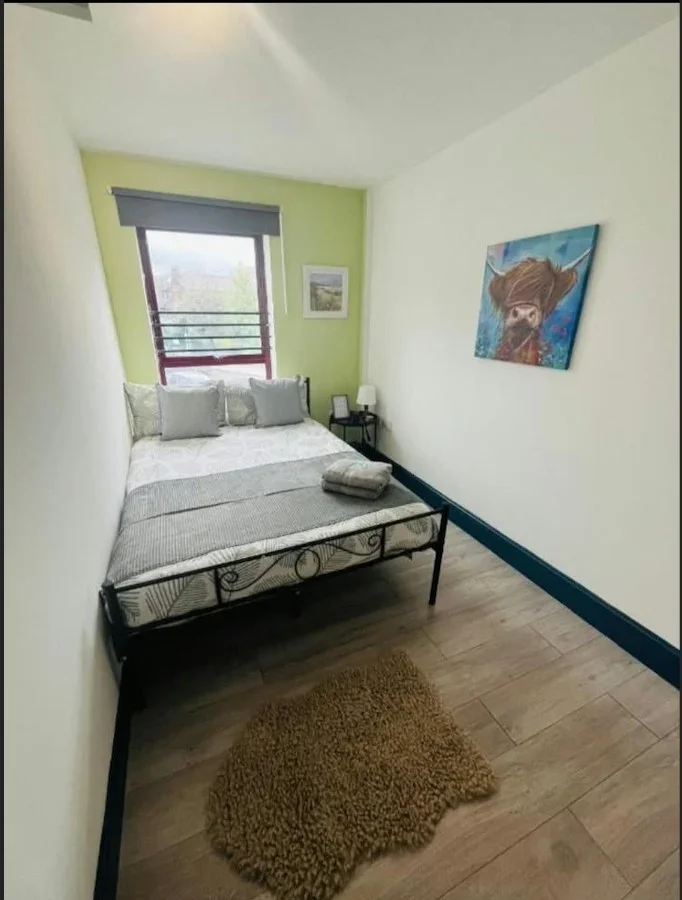 Room Harrow Road in Greater London